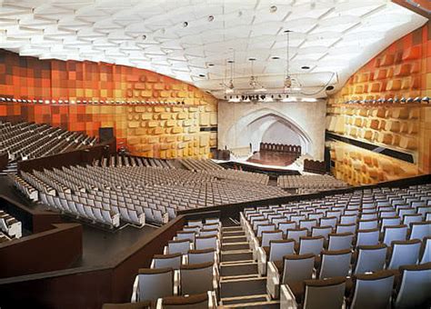 Palais de la Musique et des Congrès - Centre d'exposition